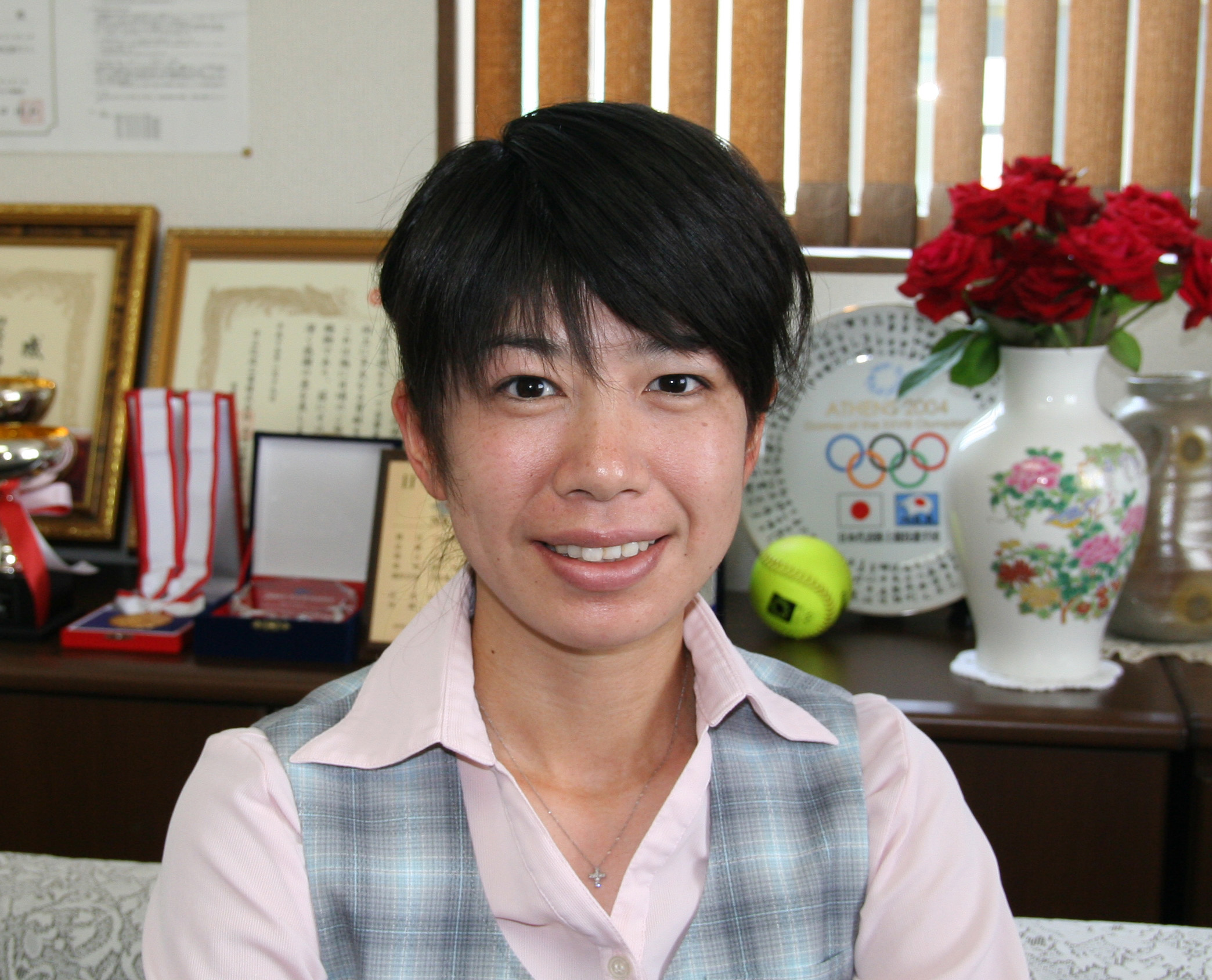 アテネオリンピックに出場した川﨑真裕美さんは、同社の社員