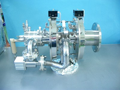 工作機械を保有し、部品から製造している