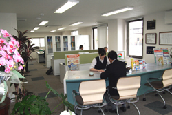 平成20年1月にオープンしたつくば店（二の宮）の様子